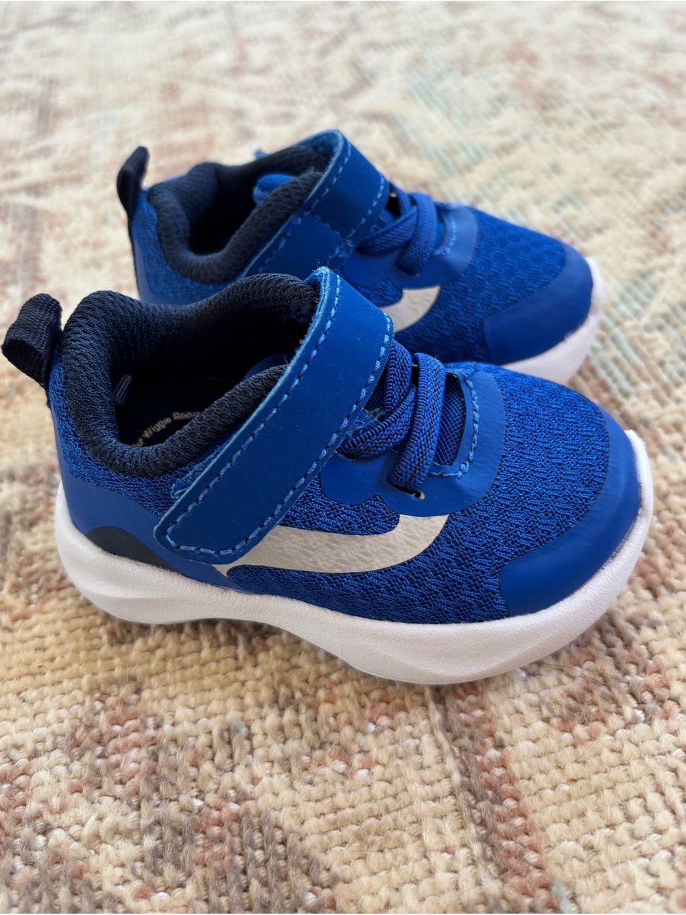 Kids Blue Athletic Sneakers with Easy Velcro Closure Size 3C